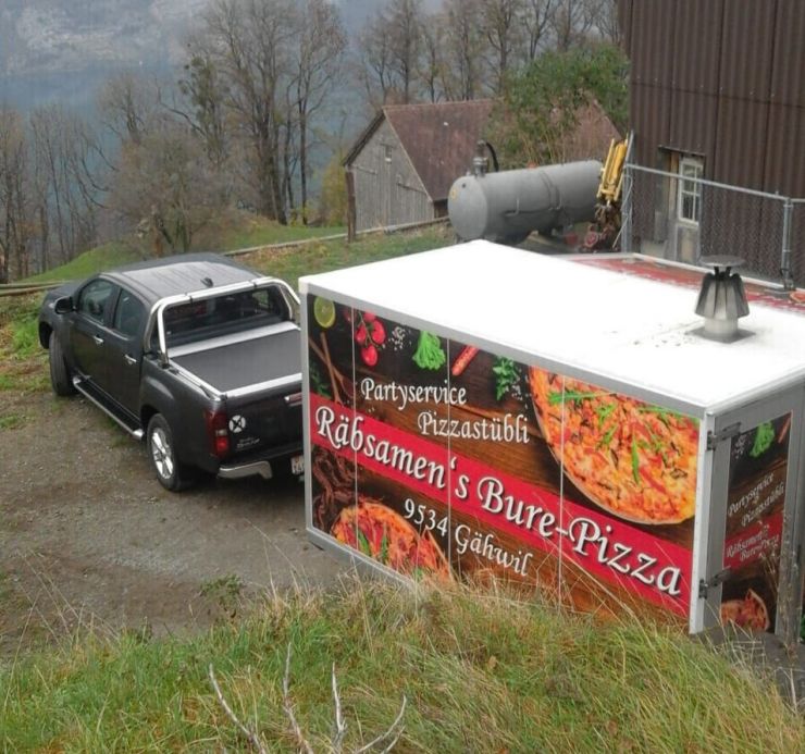 Mobiler Pizza-Hofen